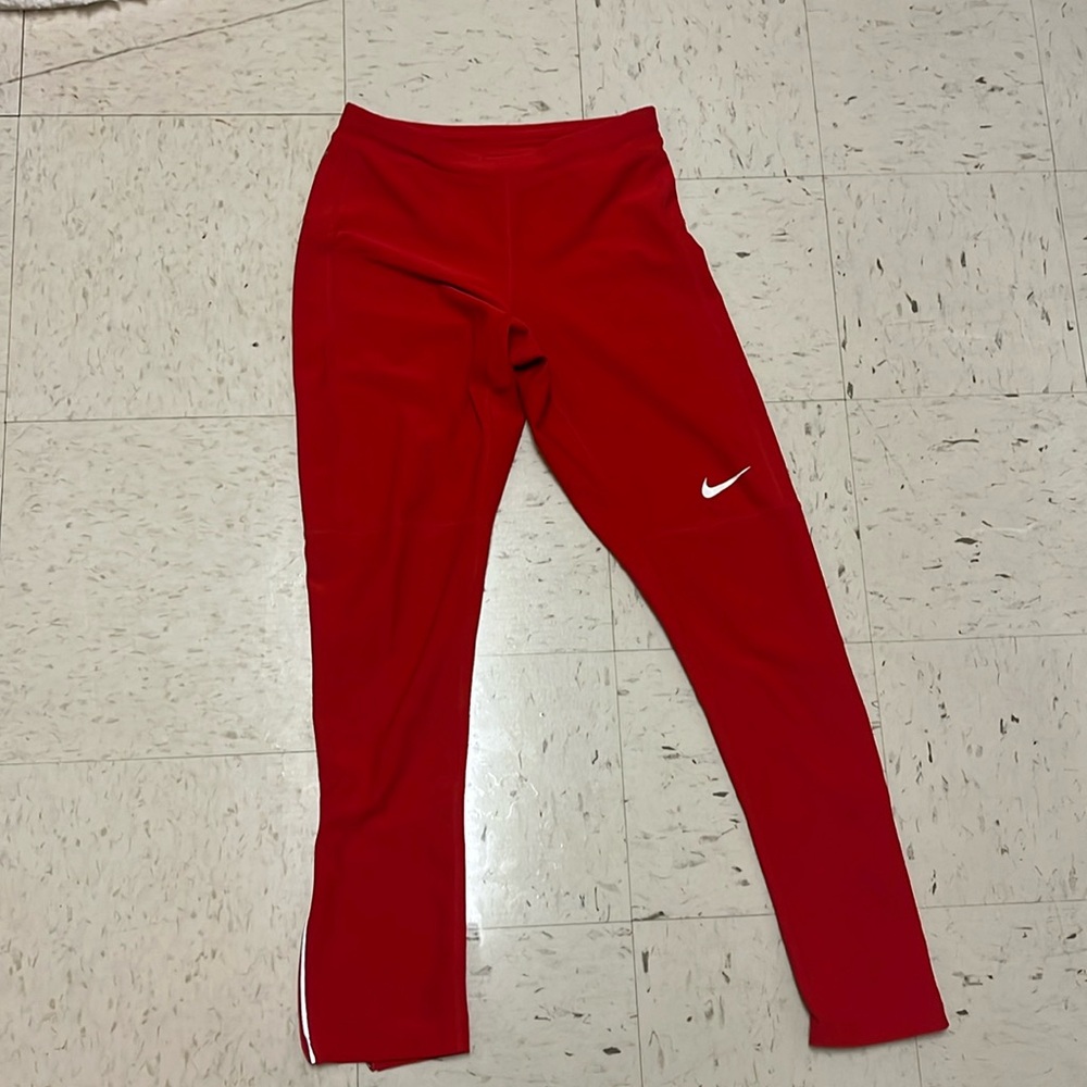 RED NIKE RUNNING LEGGINGS